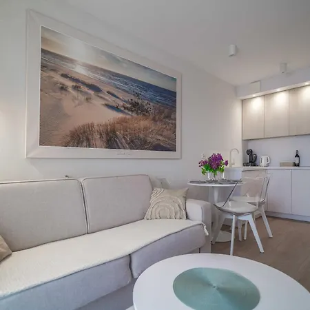 Lulu - Break - Dwupokojowy W Centrum, Blisko Starówki Apartamento Kołobrzeg